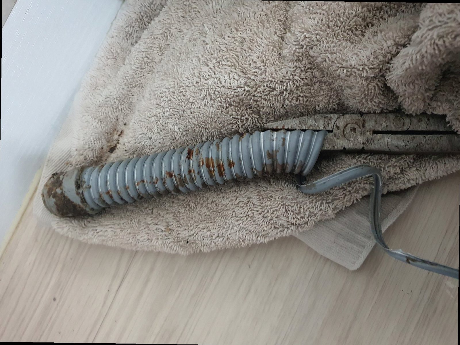 서대문구 영천동 하수구막힘 베란다 하수구 냄새 직접 확인해보니 달랐던 해결 순서