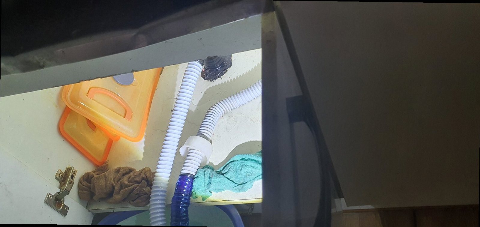 영등포구 하수구막힘 배수 상태와 배관 내부를 점검하는 현장 확인 장면
