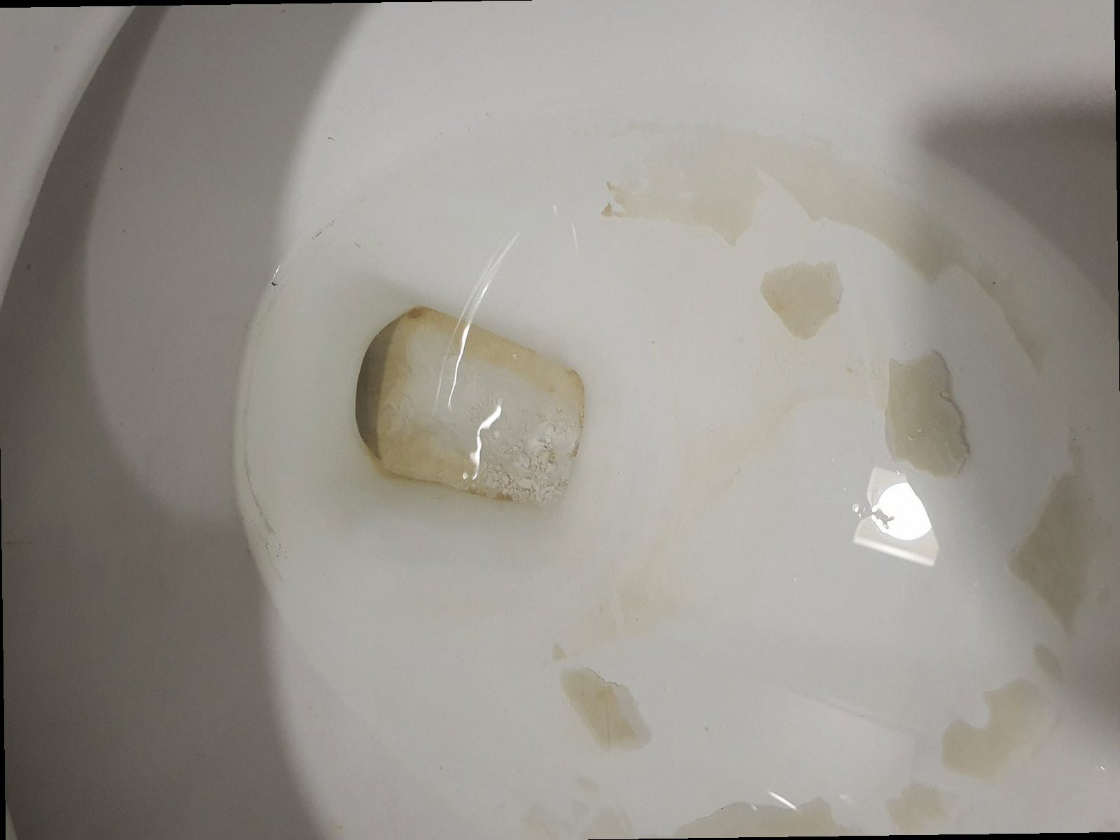 상록구 하수구막힘 배수 상태를 확인하는 싱크대 점검 장면