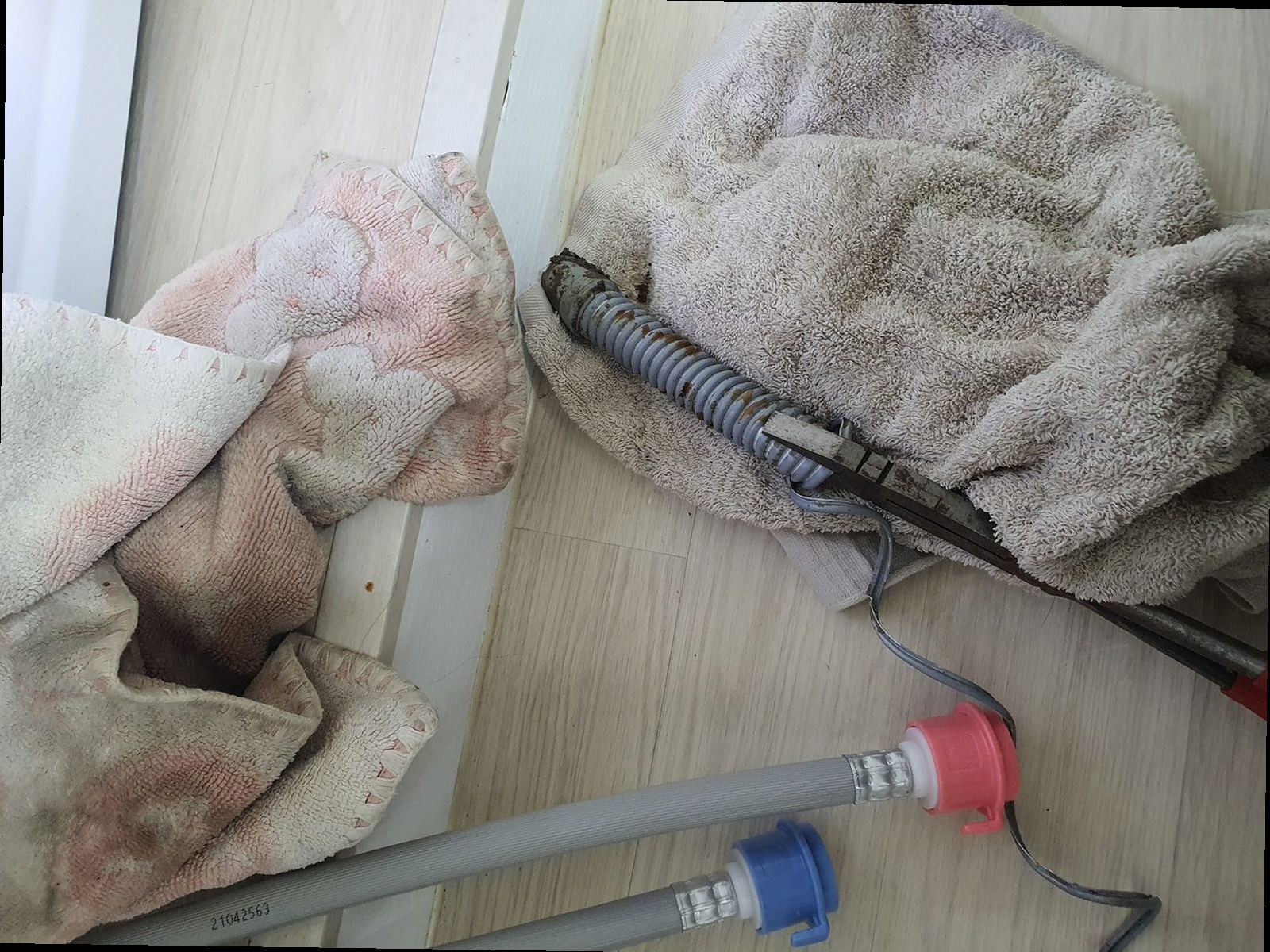 만안구 하수구막힘 배수 상태와 냄새 발생 위치를 점검하는 현장 확인 이미지