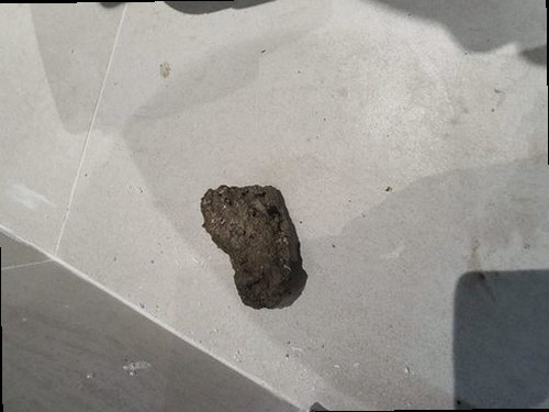 기흥구 하수구막힘 세면대 배수 상태와 배관 연결부를 확인하는 현장 점검 이미지