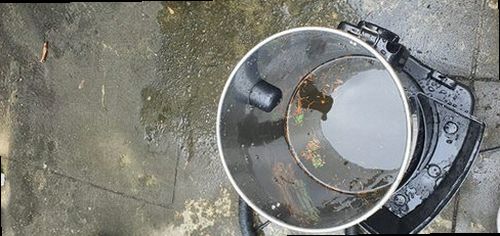 사하구 하수구막힘 내시경 카메라로 배관 내부를 확인하는 진단 과정
