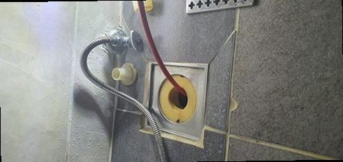 사하구 하수구막힘 고압 세척 장비로 배관 내벽의 기름때와 오염물을 제거하는 작업